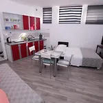 Damjan Апартаменты Брист