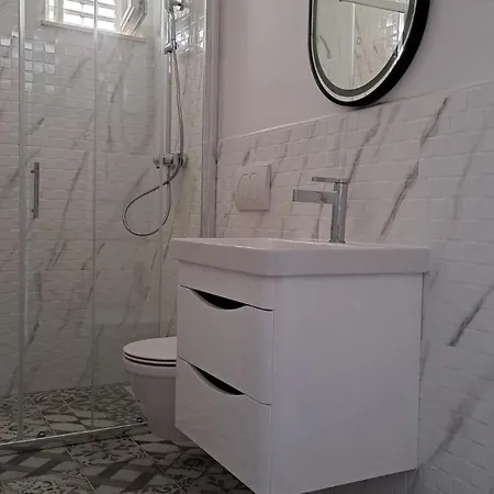 Damjan Apartment *