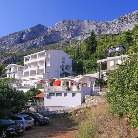 Damjan Apartment
