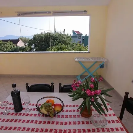 Damjan Apartment