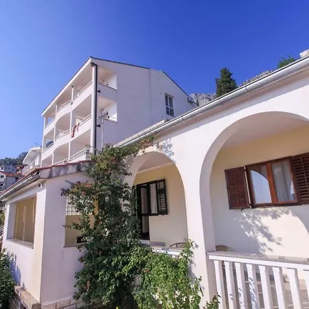 Damjan Apartment